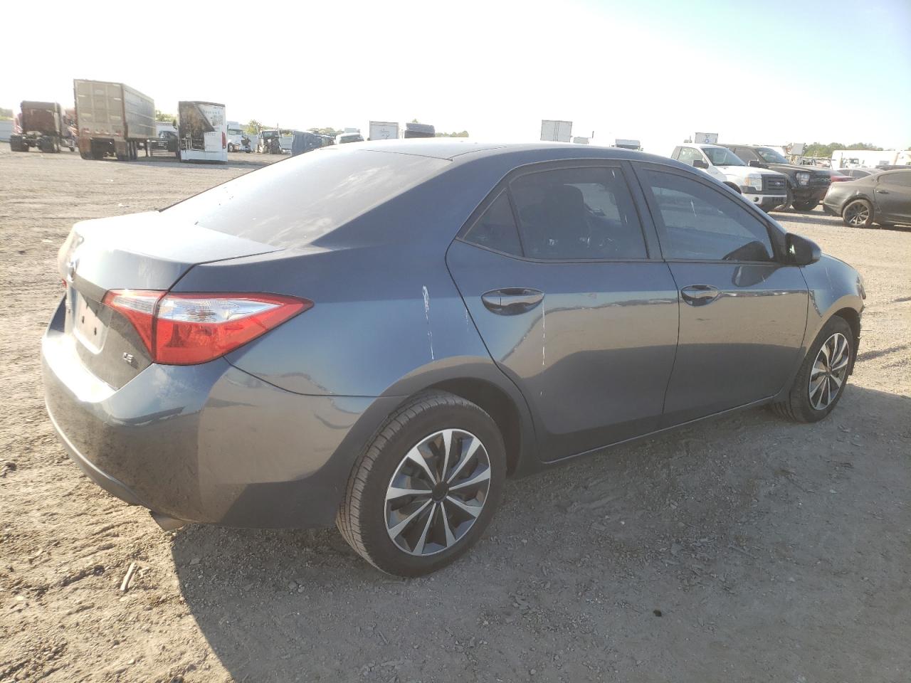 Obraz 3 z 2015 TOYOTA COROLLA L 2015 z VIN 2T1BURHEXFC403631