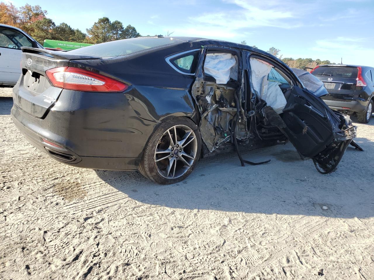 Image 3 of 2013 FORD FUSION TITANIUM 2013 with VIN 3FA6P0K96DR376490