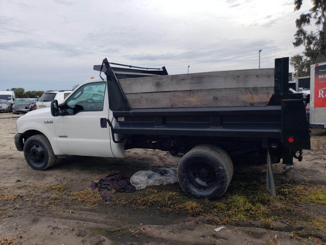 Obraz 2 z 2005 FORD F350 SUPER DUTY 2005 z VIN 1FDWF36P45EC29415