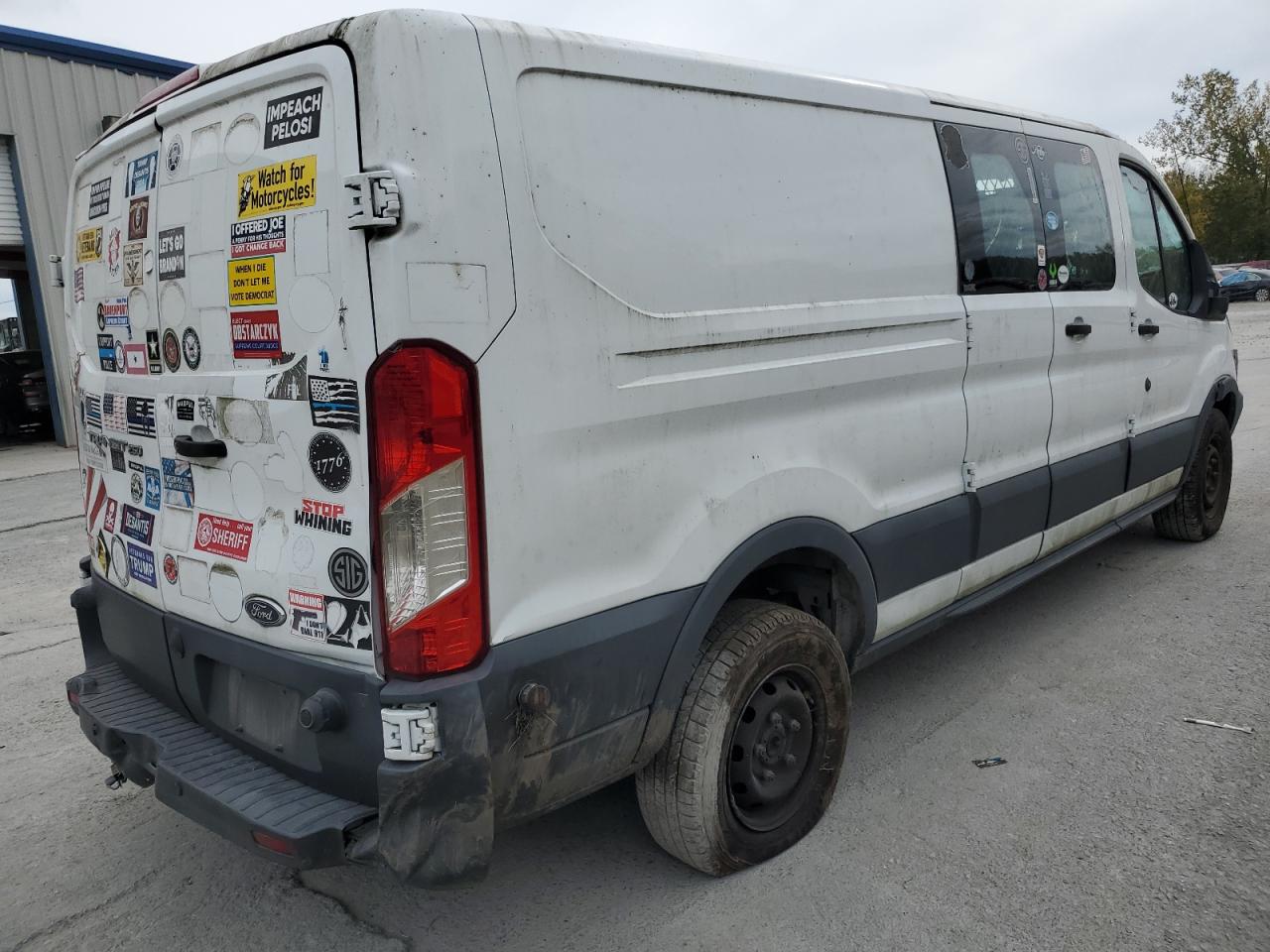Image 3 of 2018 FORD TRANSIT T-250 2018 with VIN 1FTYR2ZM4JKA34054