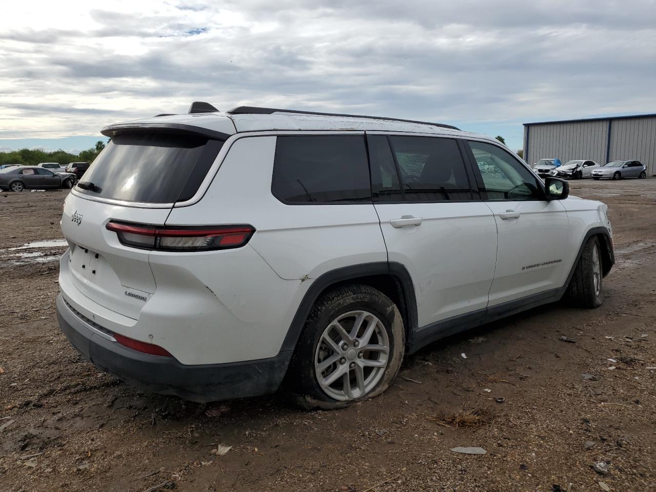 Image 3 of 2021 JEEP GRAND CHEROKEE L LAREDO 2021 with VIN 1C4RJKAG6M8182998