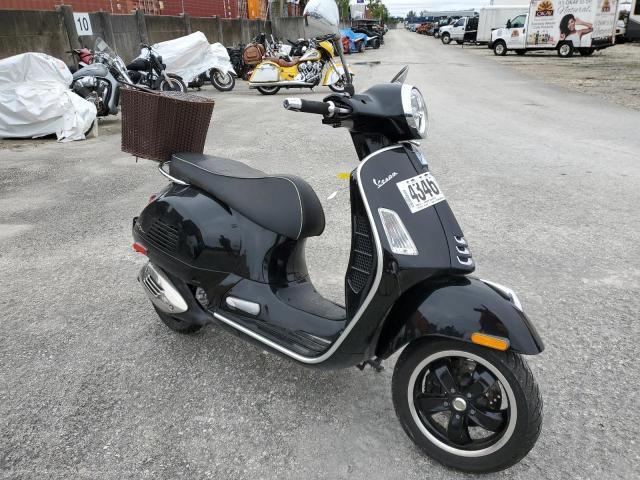 2021 VESPA GTS 300 2021 image