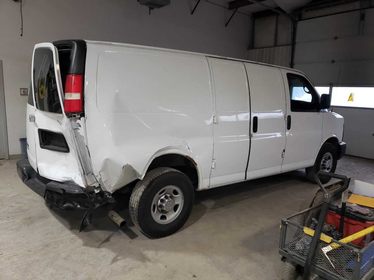 Obraz 3 z 2012 CHEVROLET EXPRESS G2500  2012 z VIN 1GCWGFCA7C1104111