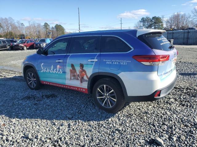 Изображение 2 2017 TOYOTA HIGHLANDER SE 2017 с VIN 5TDKZRFH3HS510383