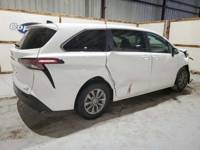 Image 3 of 2023 TOYOTA SIENNA LE 2023 with VIN 5TDKRKEC3PS162130
