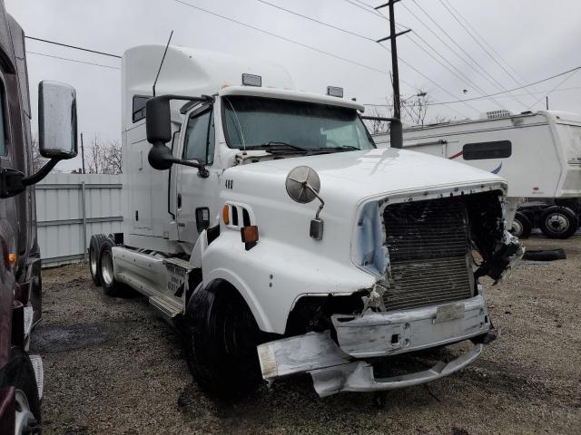 Image 1 of 2000 STERLING TRUCK AT 9500 2000 with VIN 2FZYHDYB9YAF62946