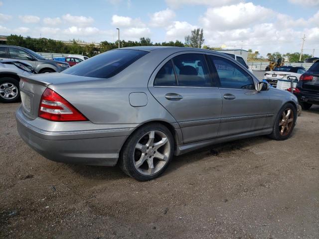 Image 3 of 2007 MERCEDES-BENZ C 230 2007 with VIN WDBRF52H67A925424