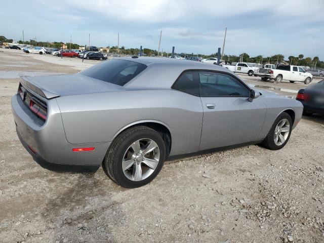Obraz 3 z 2018 DODGE CHALLENGER SXT 2018 z VIN 2C3CDZAG2JH317880