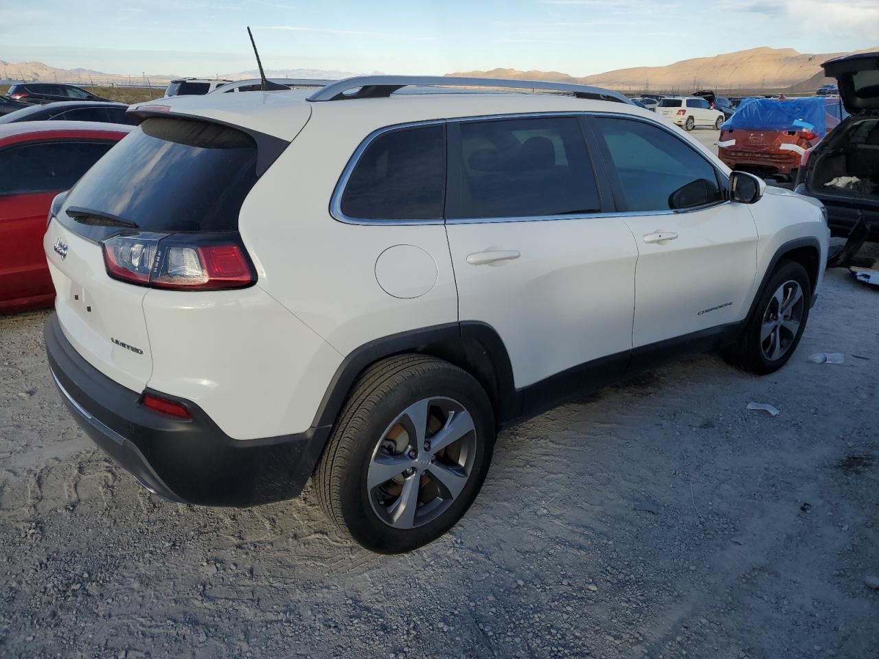 Изображение 3 2020 JEEP CHEROKEE LIMITED 2020 с VIN 1C4PJMDX8LD655899