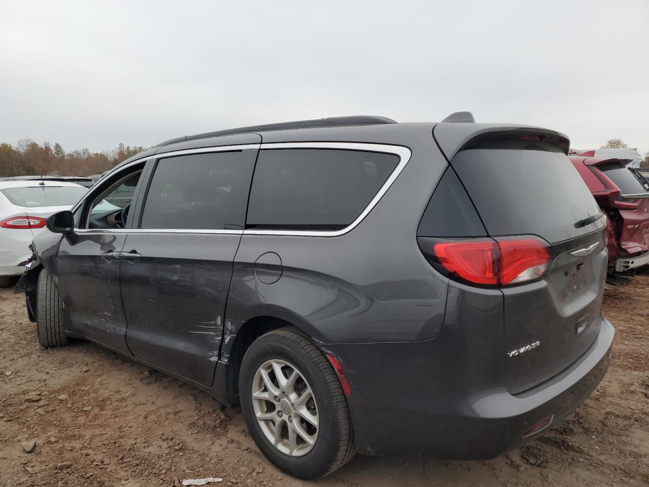 Изображение 2 2020 CHRYSLER VOYAGER LXI 2020 с VIN 2C4RC1DG5LR283288