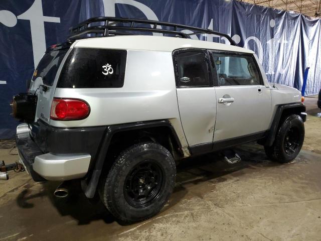 Image 3 of 2007 TOYOTA FJ CRUISER  2007 with VIN JTEBU11F370100413