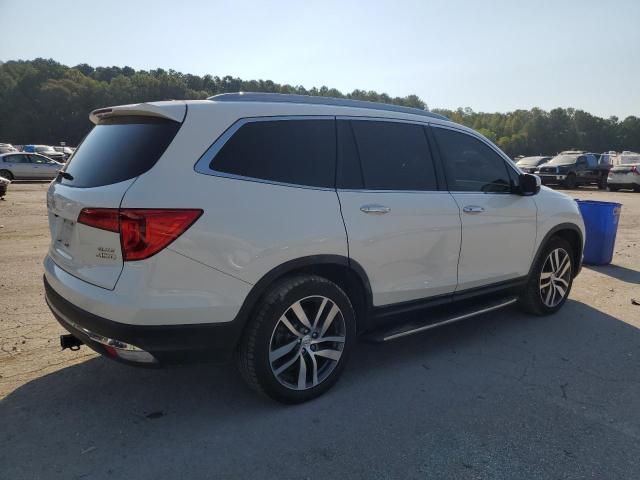 Image 3 of 2018 HONDA PILOT ELITE 2018 with VIN 5FNYF6H03JB019850