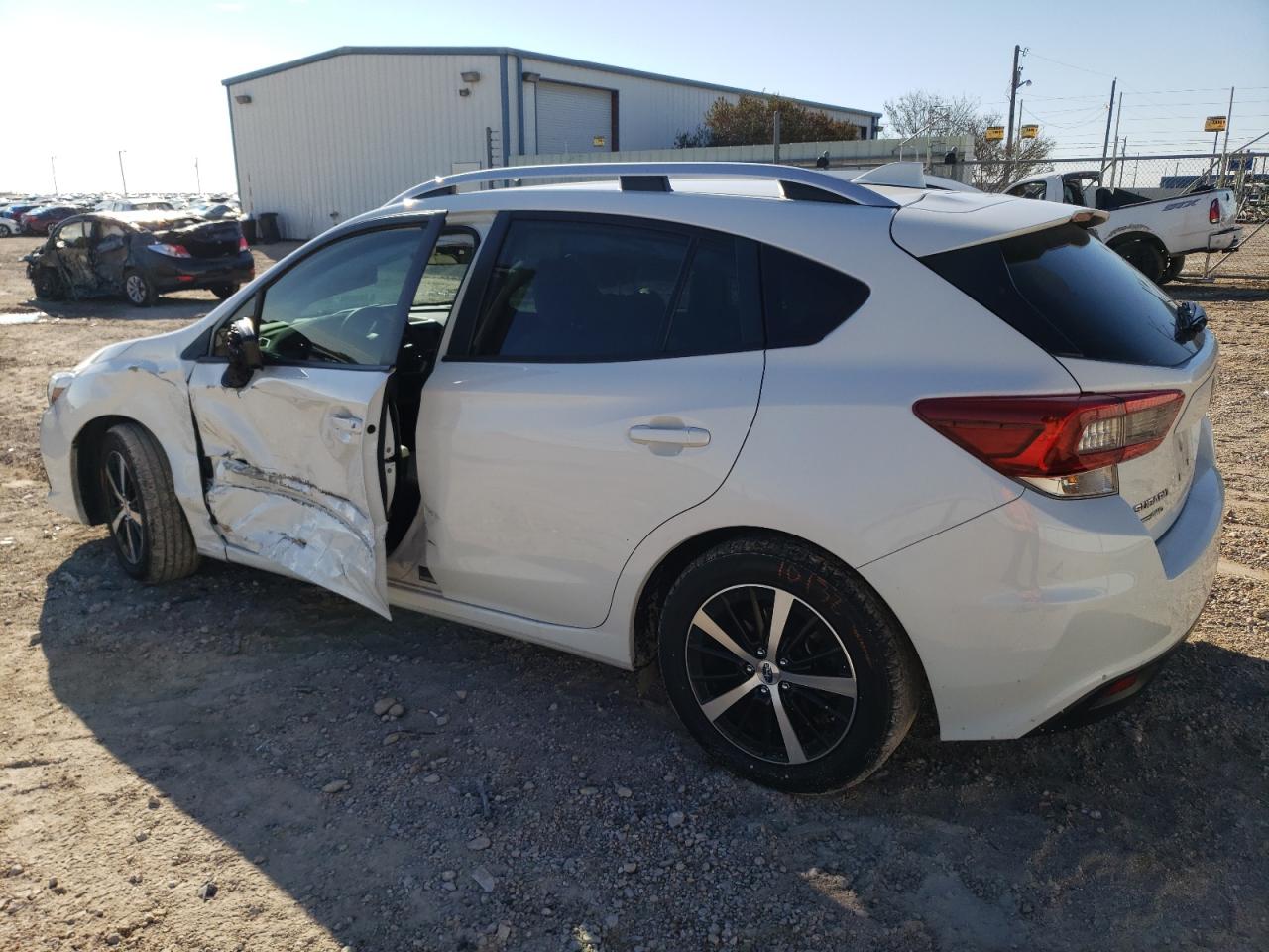 Image 2 of 2022 SUBARU IMPREZA PREMIUM 2022 with VIN 4S3GTAD67N3708908