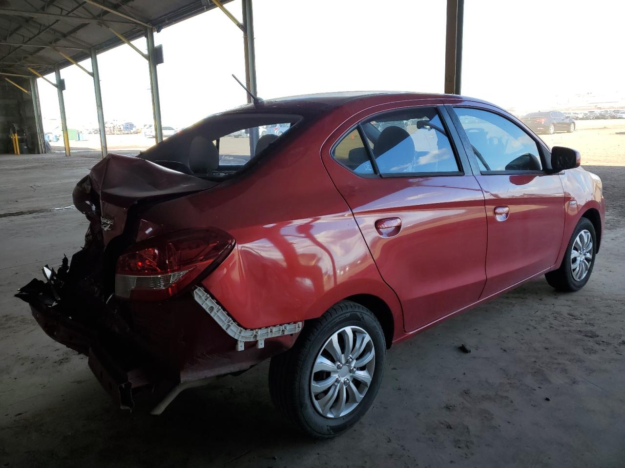 Obraz 3 z 2017 MITSUBISHI MIRAGE G4 ES 2017 z VIN ML32F3FJ4HHF09696