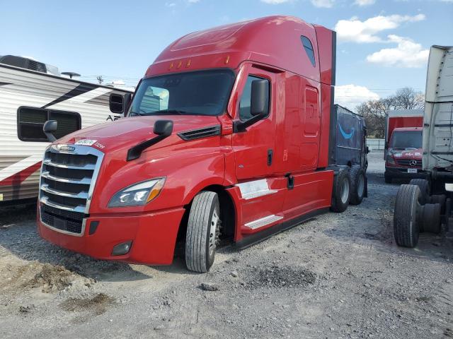 Image 2 of 2021 FREIGHTLINER CASCADIA 126 2021 with VIN 3AKJHHDR7MSMG8079
