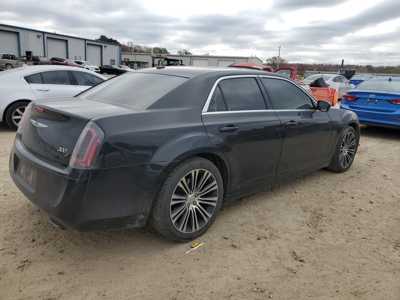 Image 3 of 2013 CHRYSLER 300 S 2013 with VIN 2C3CCABT2DH527092