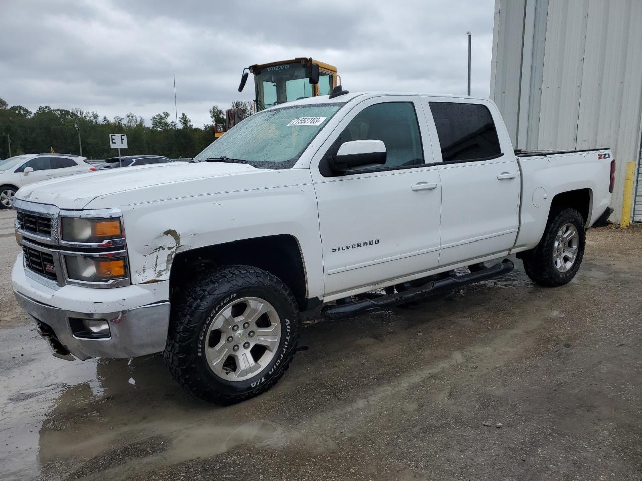 Image 1 of 2015 CHEVROLET SILVERADO K1500 LT 2015 with VIN 3GCUKRECXFG233066