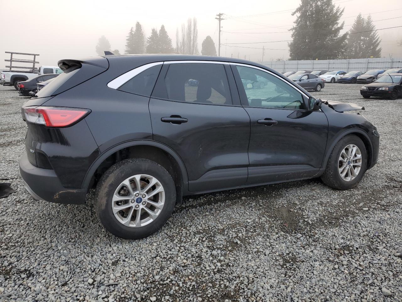 Obraz 3 z 2020 FORD ESCAPE SE 2020 z VIN 1FMCU9G66LUA36865