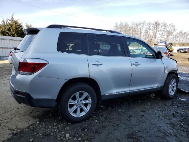 Obraz 3 z 2011 TOYOTA HIGHLANDER BASE 2011 z VIN 5TDBK3EH0BS068785