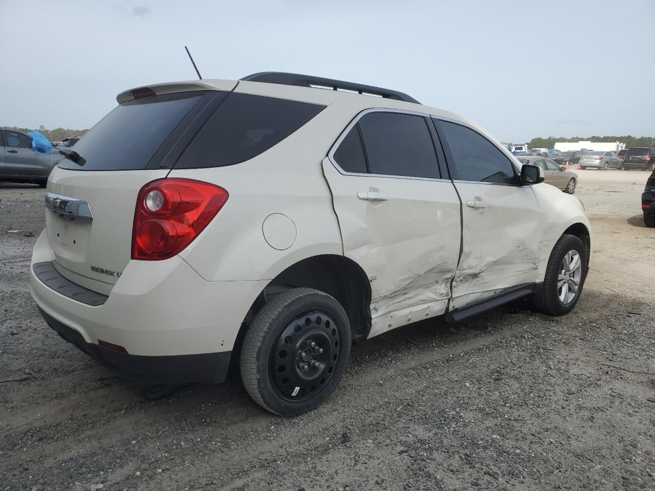 Obraz 3 z 2015 CHEVROLET EQUINOX LT 2015 z VIN 1GNALBEK7FZ132539