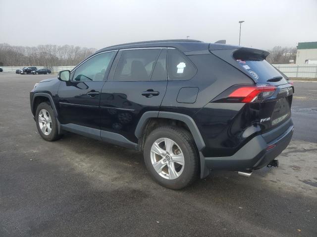Image 2 of 2020 TOYOTA RAV4 XLE 2020 with VIN 2T3P1RFV0LW092617