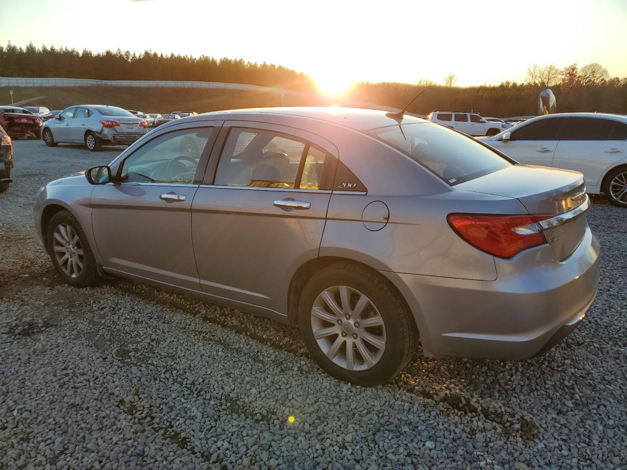 Obraz 2 z 2013 CHRYSLER 200 LIMITED 2013 z VIN 1C3CCBCG9DN527833