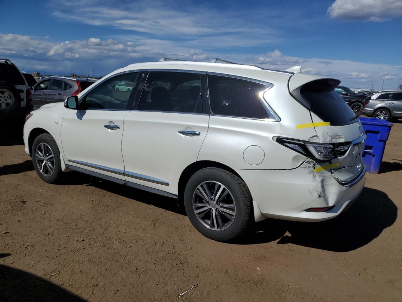Image 2 of 2019 INFINITI QX60 LUXE 2019 with VIN 5N1DL0MM5KC507348