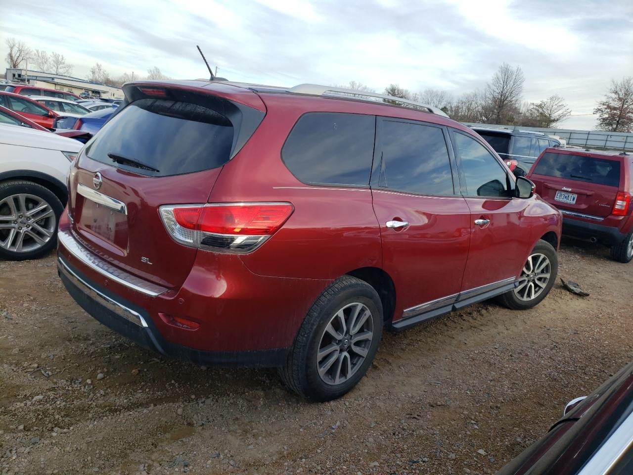 Image 3 of 2013 NISSAN PATHFINDER S 2013 with VIN 5N1AR2MN8DC662906