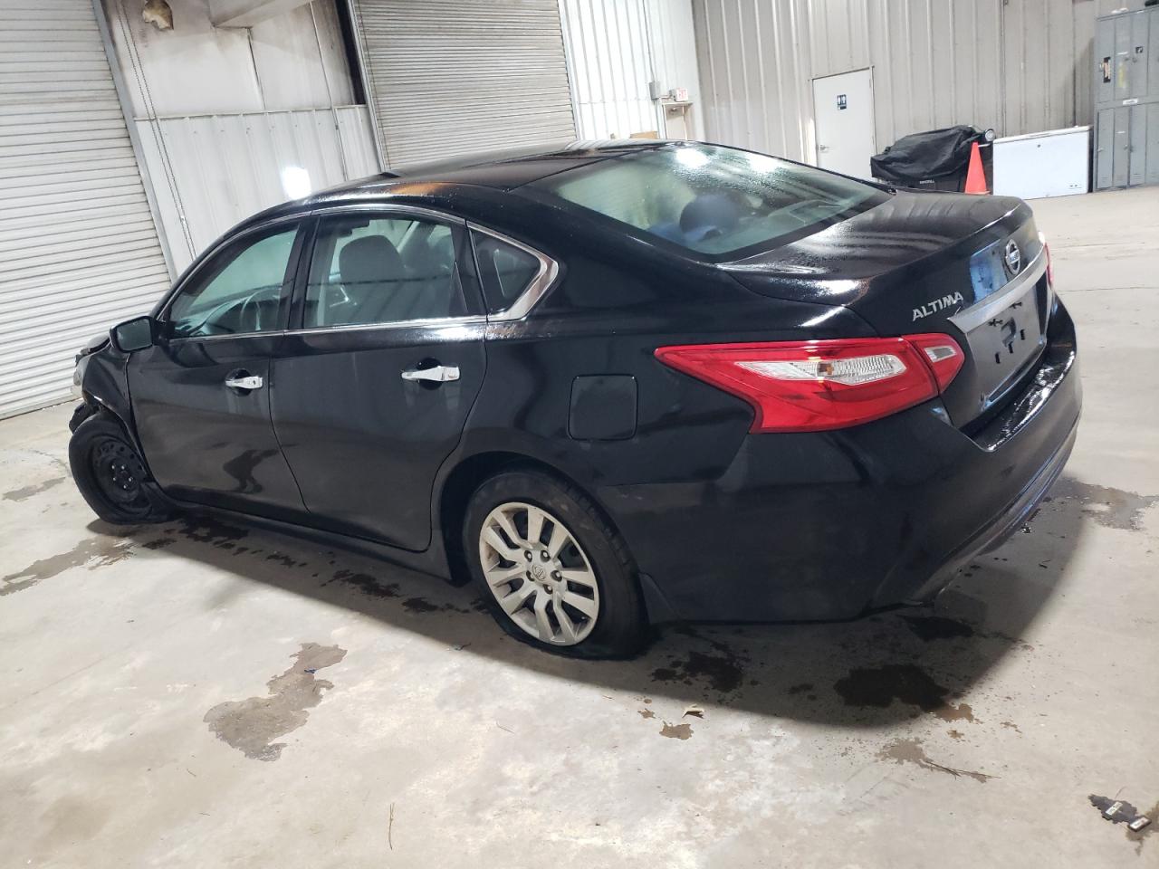 Image 2 of 2016 NISSAN ALTIMA 2.5 2016 with VIN 1N4AL3AP2GC230887
