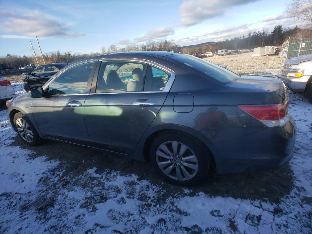 Image 2 of 2011 HONDA ACCORD EXL 2011 with VIN 1HGCP3F85BA015132