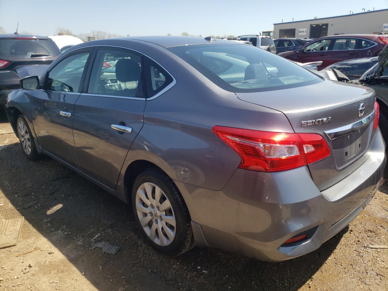 Obraz 2 z 2016 NISSAN SENTRA S 2016 z VIN 3N1AB7AP9GY328149