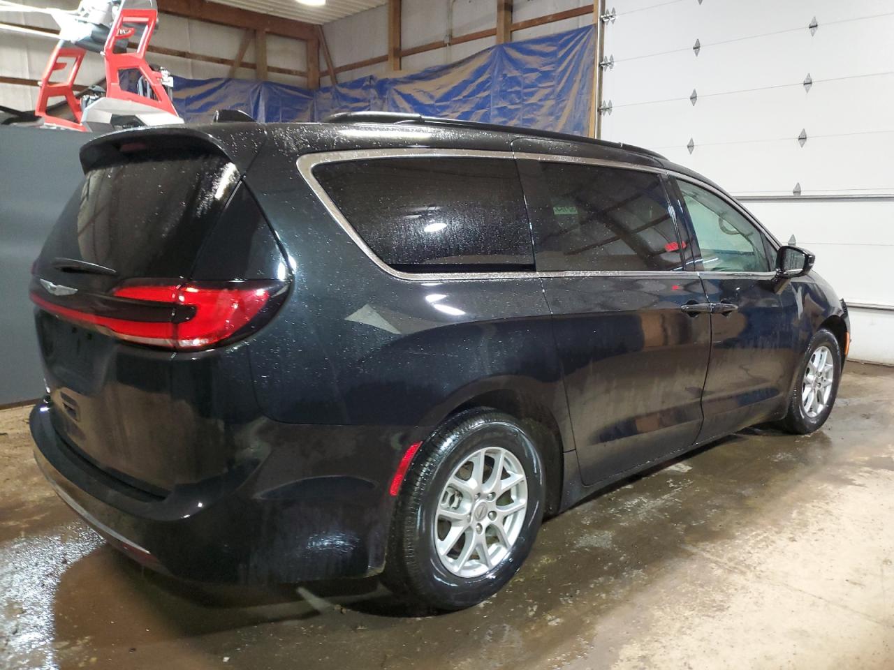 Изображение 3 2022 CHRYSLER PACIFICA TOURING L 2022 с VIN 2C4RC1BG3NR189030