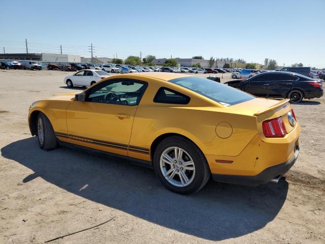 Obraz 2 z 2012 FORD MUSTANG  2012 z VIN 1ZVBP8AM4C5220878