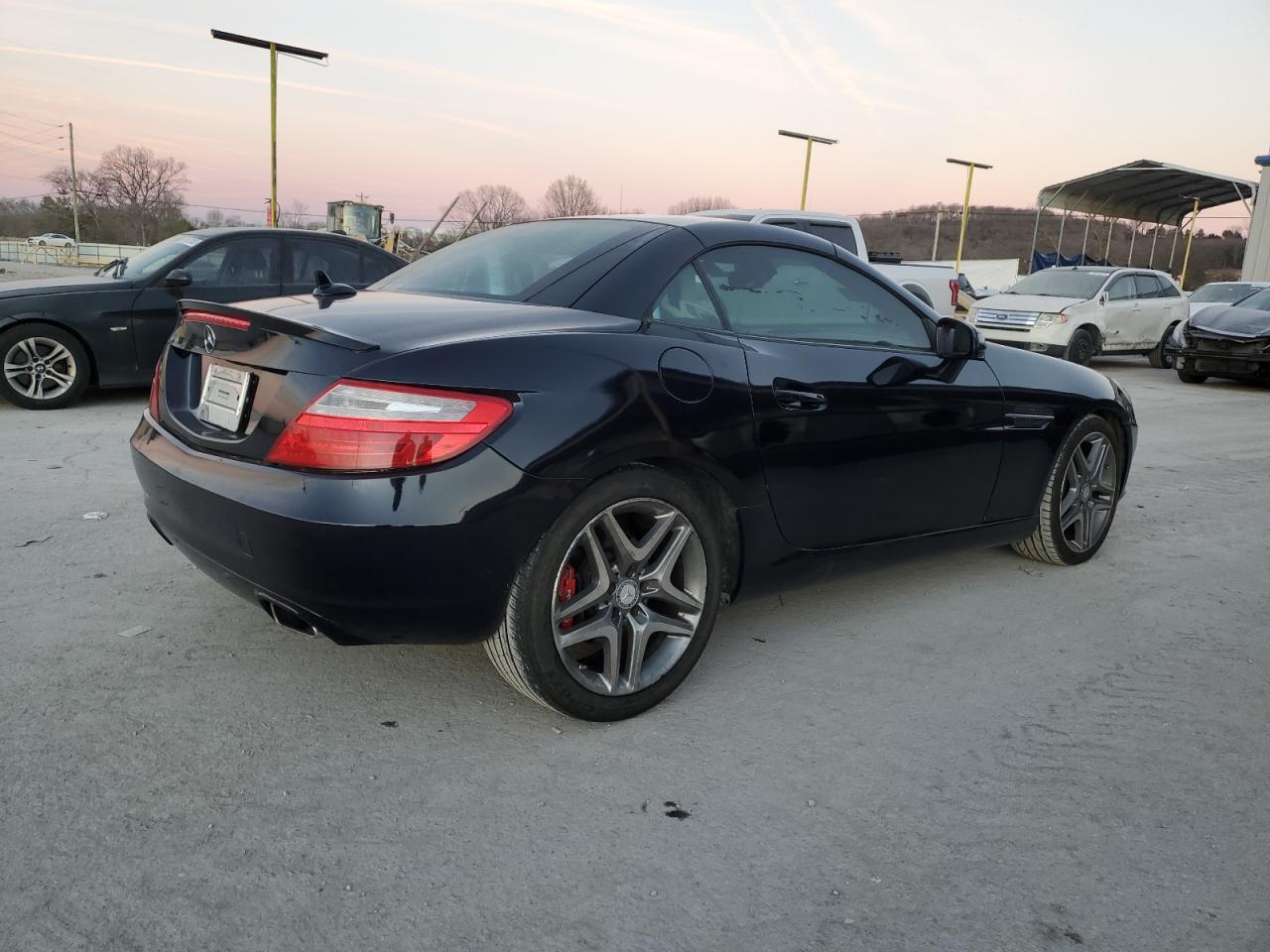 Image 3 of 2014 MERCEDES-BENZ SLK 250 2014 with VIN WDDPK4HA3EF089246