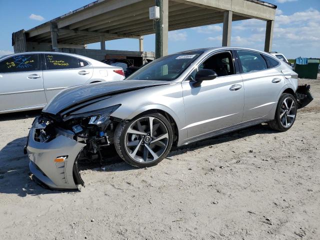 Image 1 of 2021 HYUNDAI SONATA SEL PLUS 2021 with VIN 5NPEJ4J20MH131917