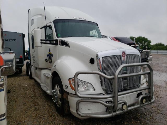 Image 1 of 2020 KENWORTH CONSTRUCTION T680 2020 with VIN 1XKYDP9X6LJ252967