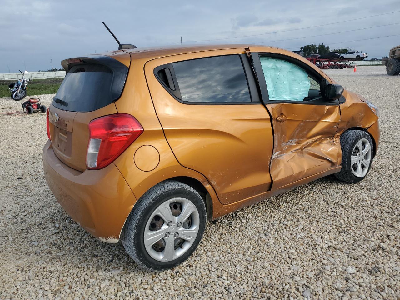 Image 3 of 2020 CHEVROLET SPARK LS 2020 with VIN KL8CB6SA3LC423232