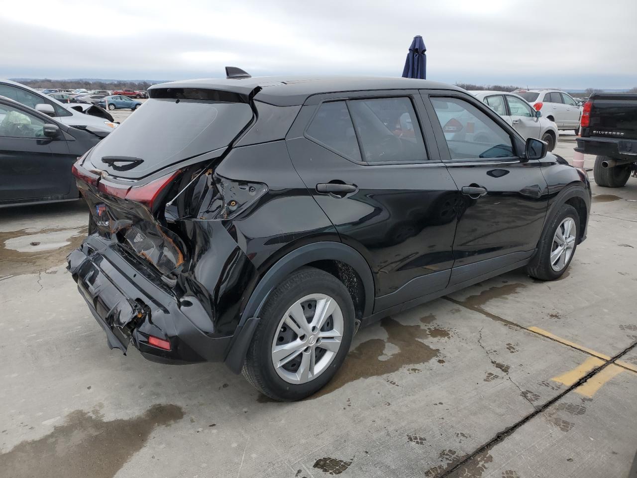 Obraz 3 z 2021 NISSAN KICKS S 2021 z VIN 3N1CP5BV8ML497826