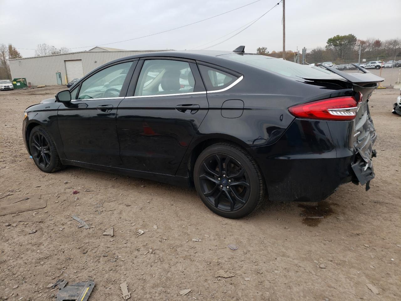 Изображение 2 2019 FORD FUSION SE 2019 с VIN 3FA6P0HD4KR126478