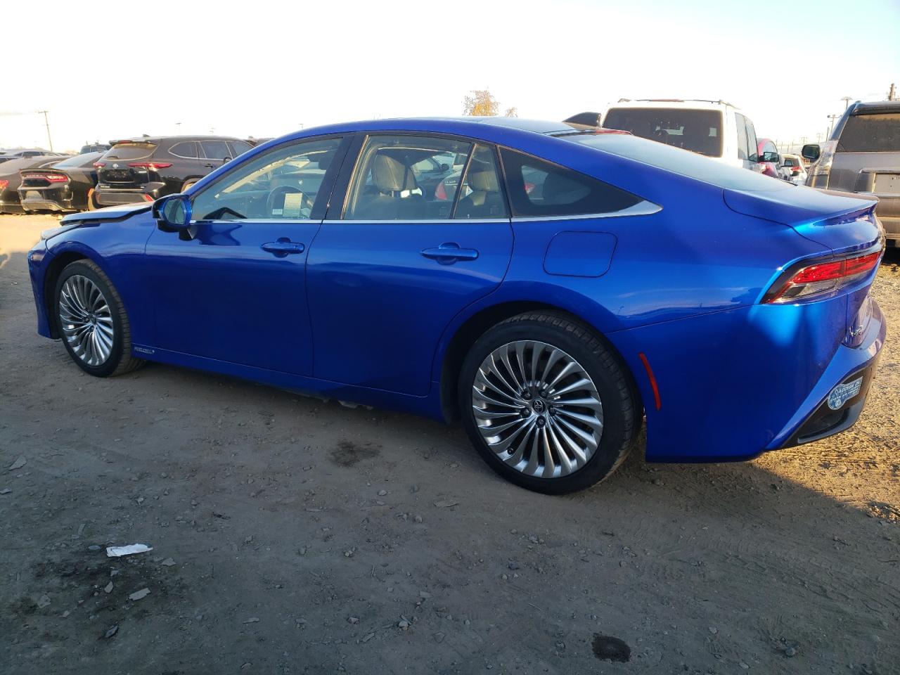 Изображение 2 2021 TOYOTA MIRAI XLE 2021 с VIN JTDAAAAA0MA001924