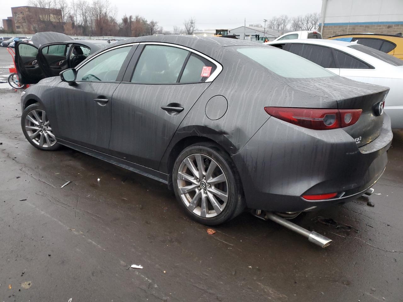 Obraz 2 z 2019 MAZDA 3 SELECT 2019 z VIN JM1BPBAM3K1132698