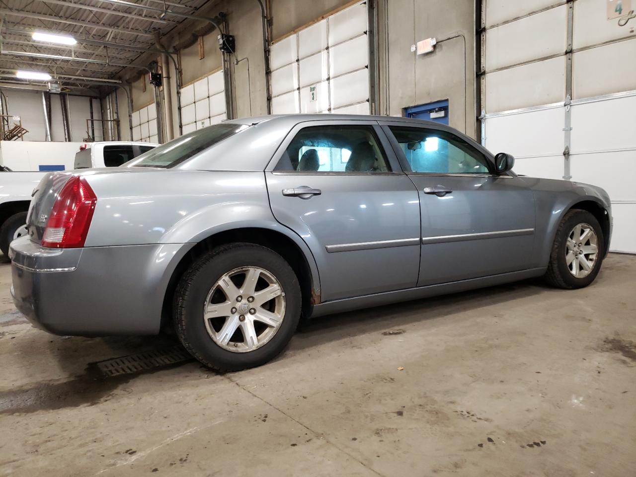 Obraz 3 z 2007 CHRYSLER 300 TOURING 2007 z VIN 2C3KA53GX7H777369