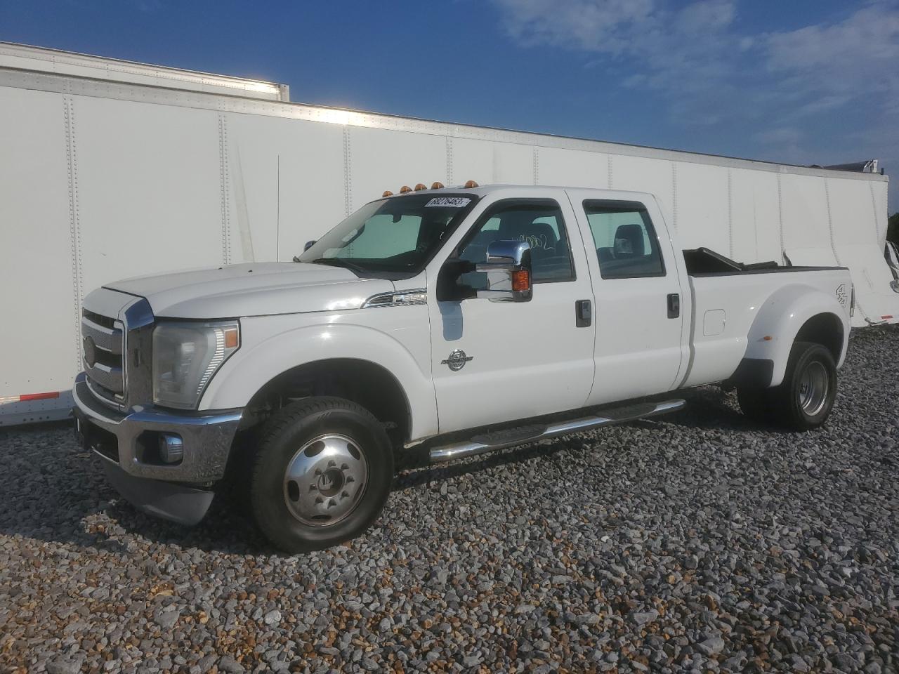 Image 2 of Ford F350 Super Duty 2013 with VIN 1FT8W3DT4DEB17158