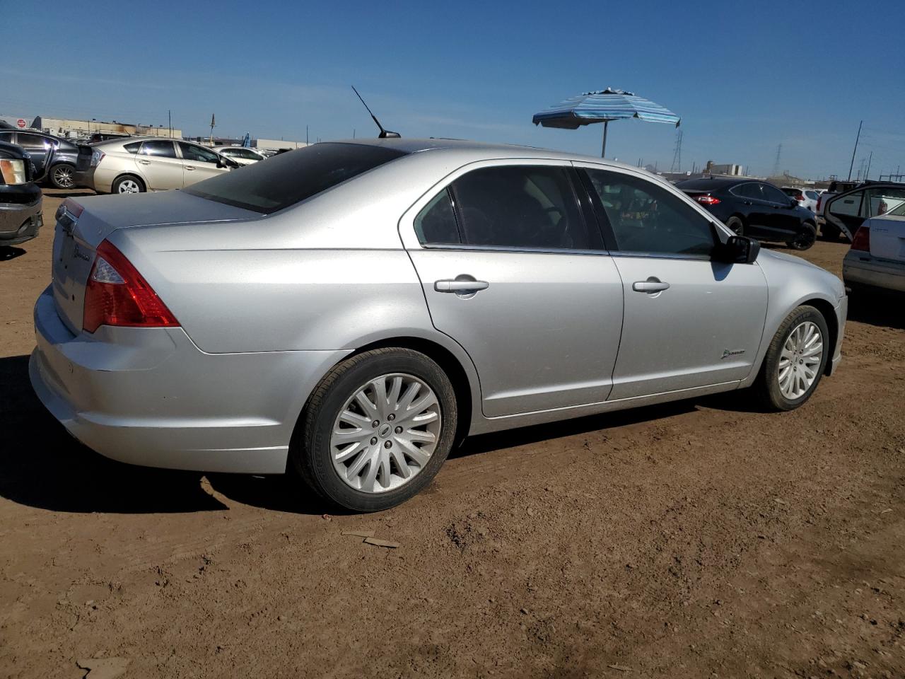 Obraz 3 z 2011 FORD FUSION HYBRID 2011 z VIN 3FADP0L34BR310048