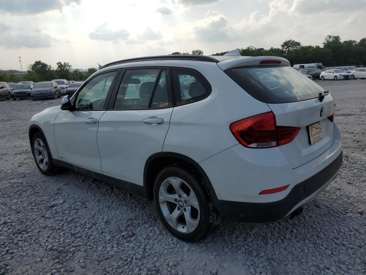 Изображение 2 2013 BMW X1 SDRIVE28I 2013 с VIN WBAVM1C53DVW41222