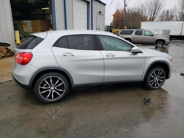 Image 3 of 2015 MERCEDES-BENZ GLA 250 2015 with VIN WDCTG4EBXFJ167666