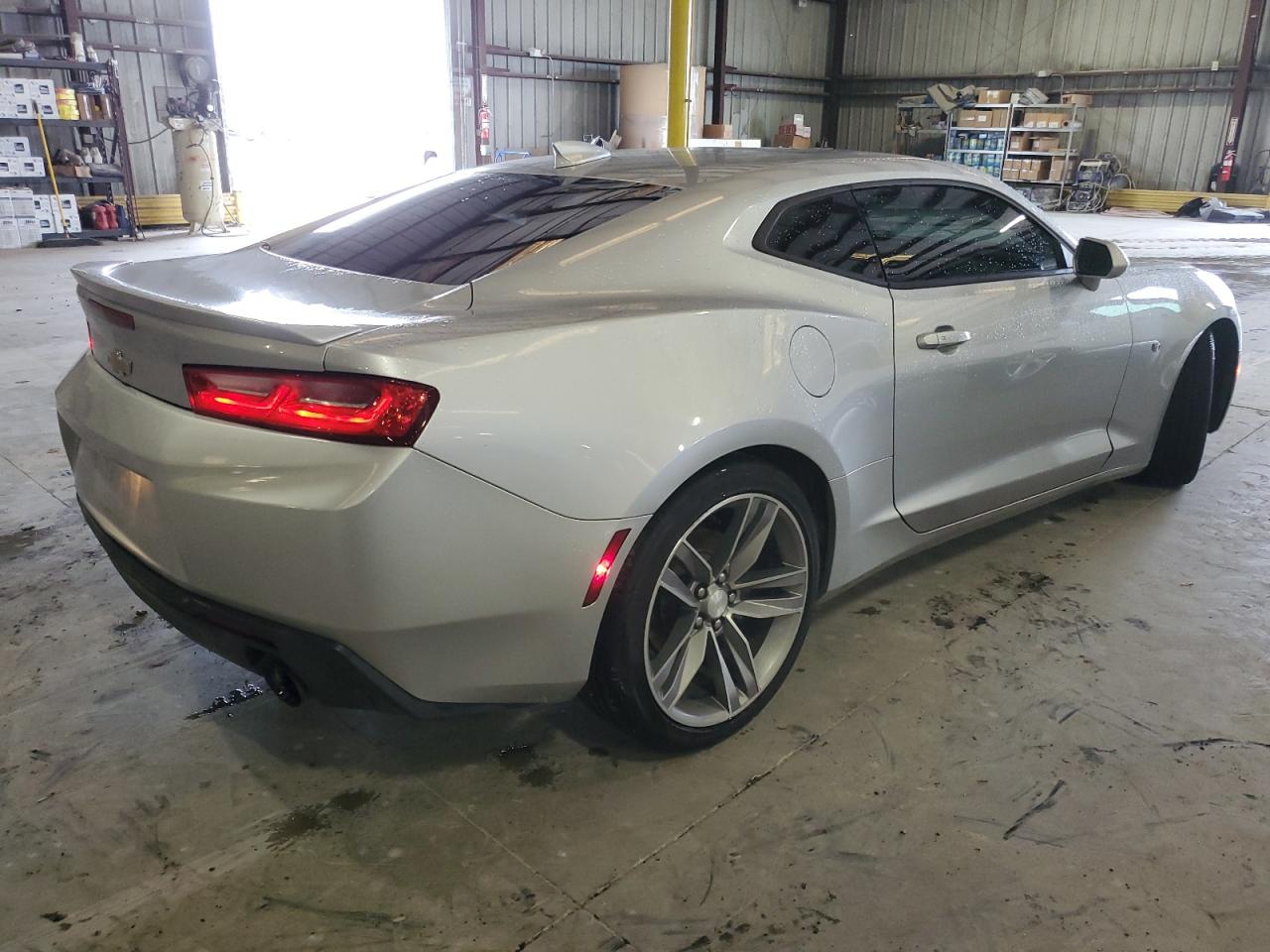 Obraz 3 z 2018 CHEVROLET CAMARO LT 2018 z VIN 1G1FB1RS7J0146663