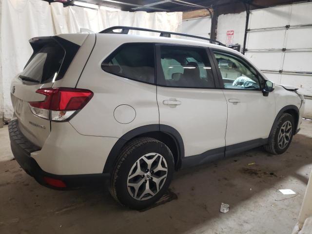 Image 3 of 2022 SUBARU FORESTER PREMIUM 2022 with VIN JF2SKADC2NH442284