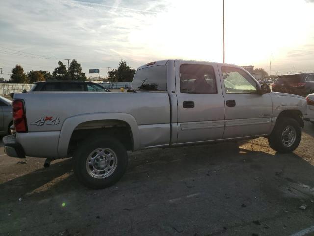 Obraz 3 z 2004 CHEVROLET SILVERADO K2500 2004 z VIN 1GCGK23U74F210133