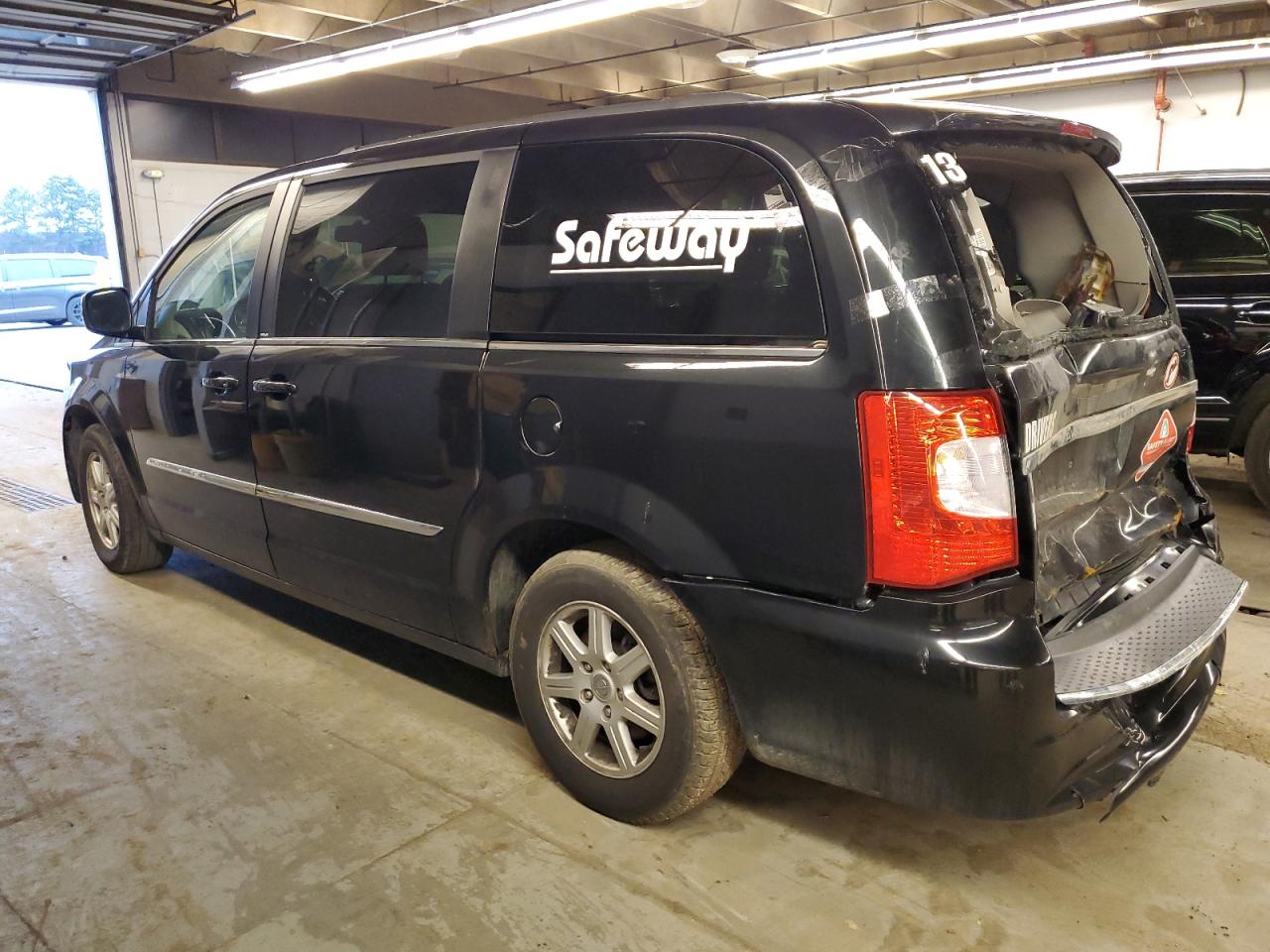 Image 2 of 2011 CHRYSLER TOWN & COUNTRY TOURING 2011 with VIN 2A4RR5DGXBR636817